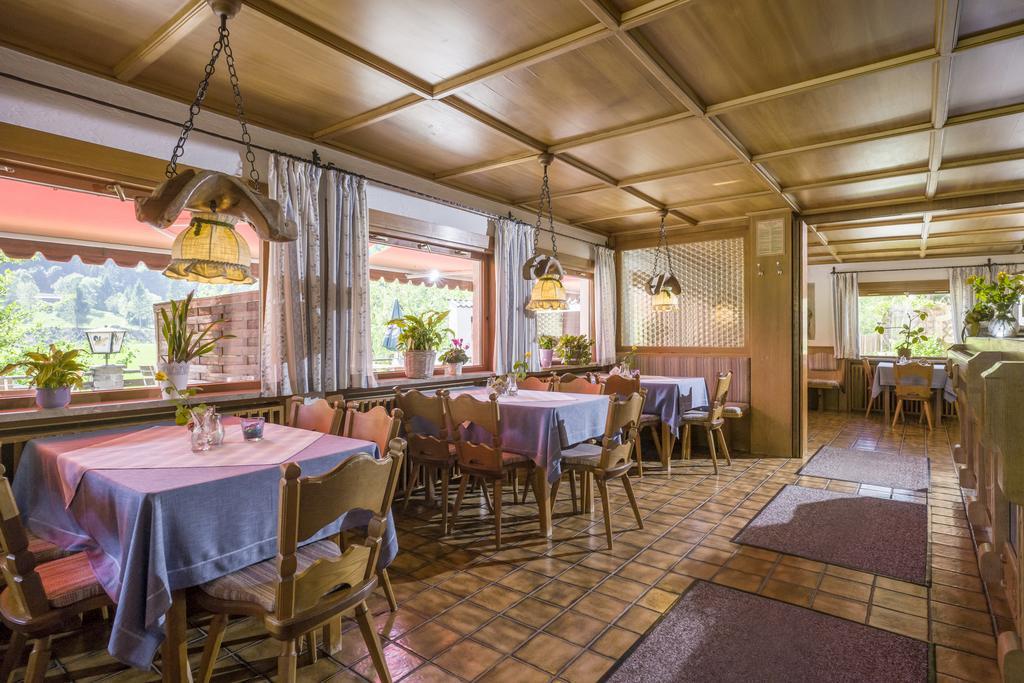 Gasthaus - Pension - Cafe Doerfl Kiefersfelden Luaran gambar