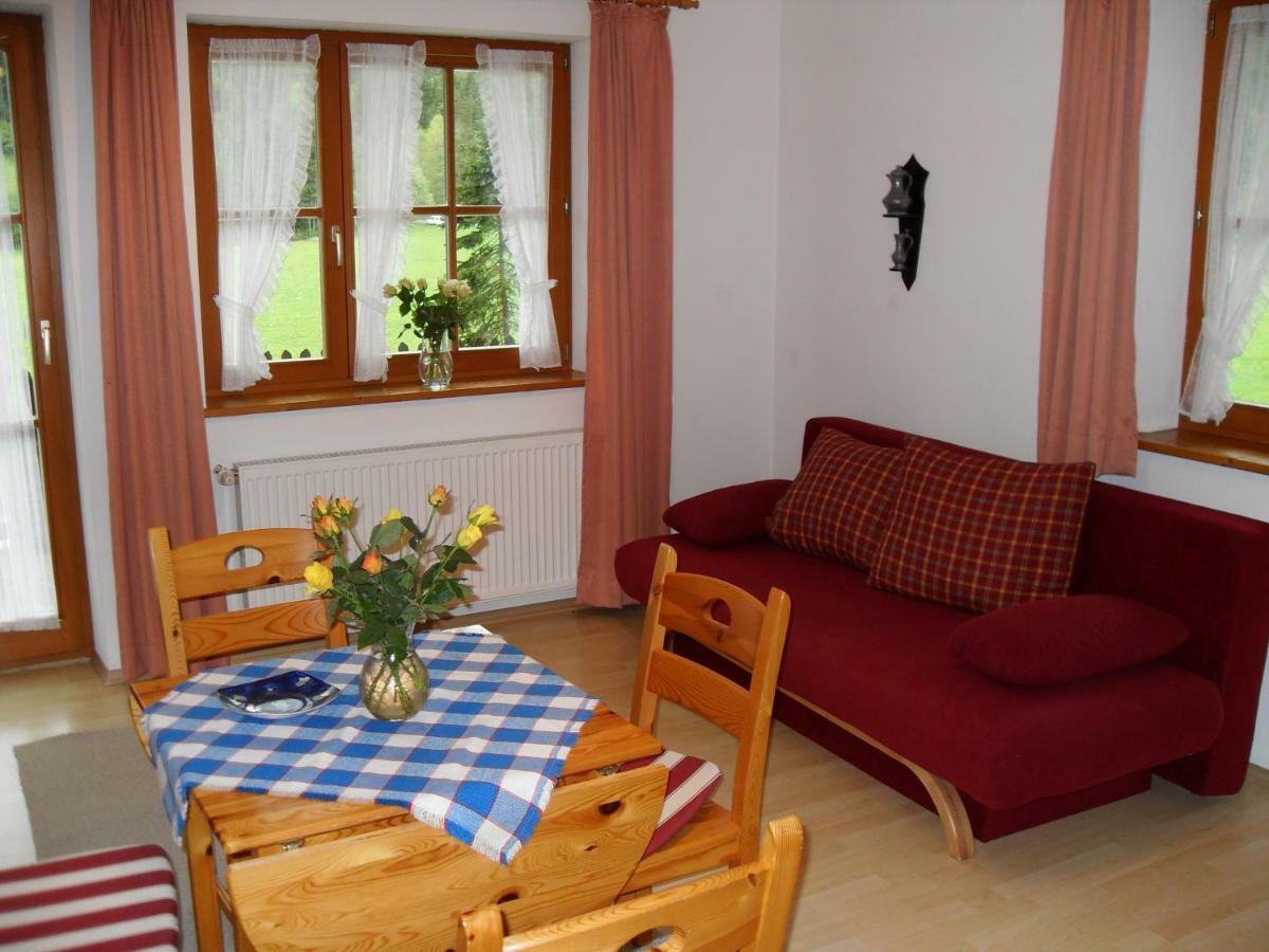 Gasthaus - Pension - Cafe Doerfl Kiefersfelden Luaran gambar