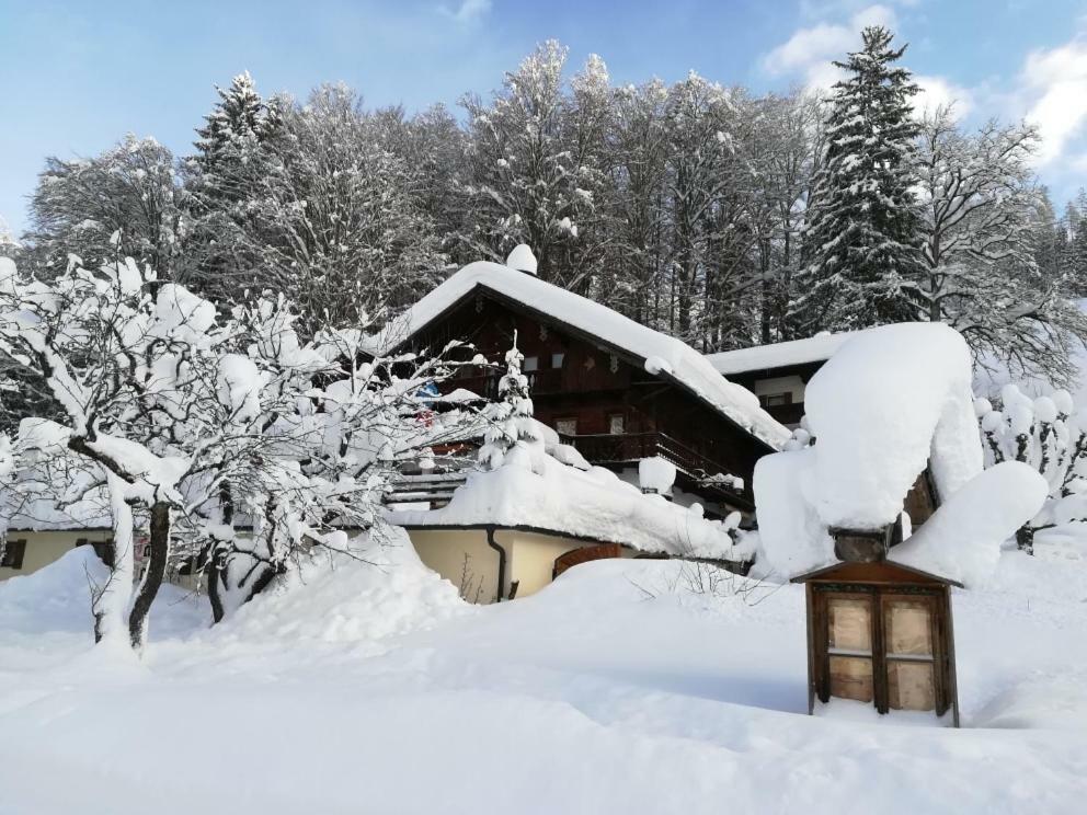 Gasthaus - Pension - Cafe Doerfl Kiefersfelden Luaran gambar